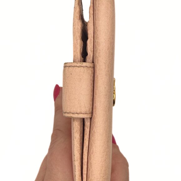 Gucci GG Marmont Blush Pink Bi-fold wallet - Picture 3 of 11